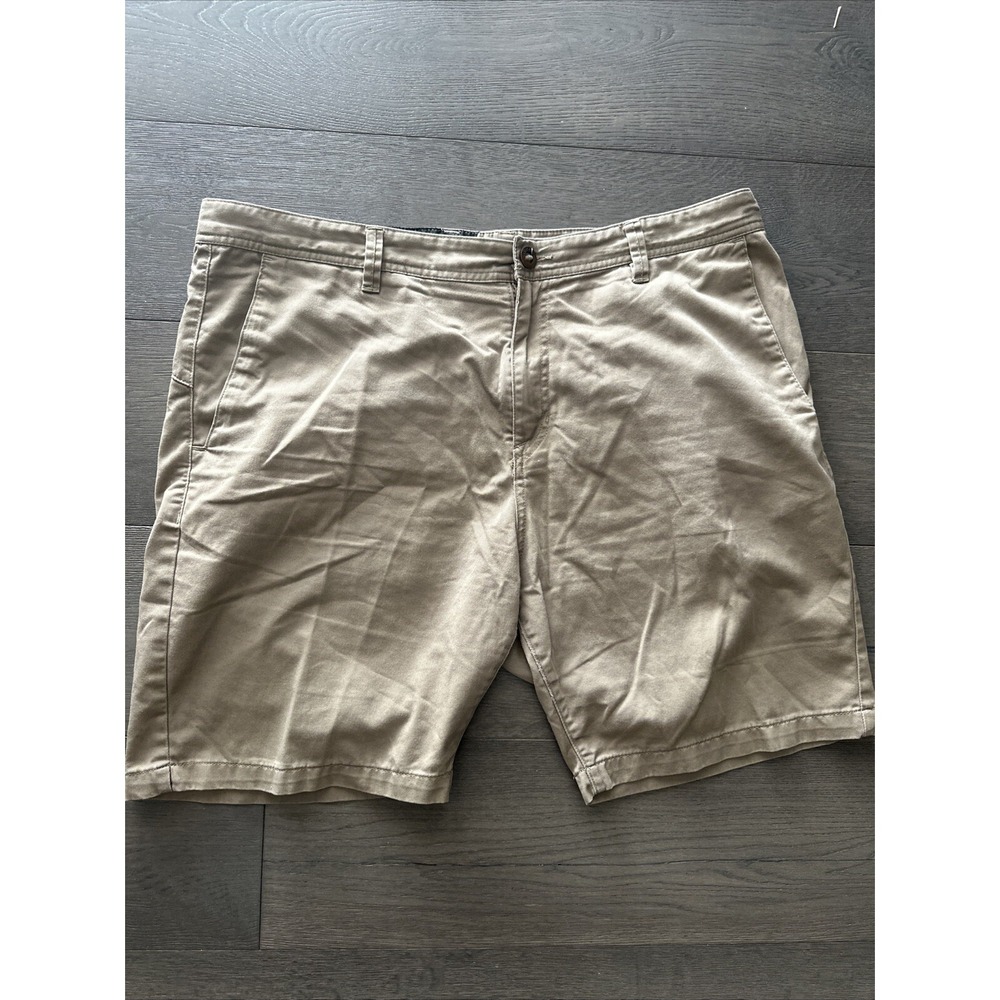 Volcom Shorts Mens Size 40 Khaki Tan Beige True to This Casual Shorts Surf Skate